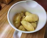 A picture of step 1 of Lee's Simple Instapot Mashed Potatoes.