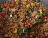 A picture of step 5 of Malaysian Fried Rice.