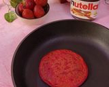 A picture of step 4 of Red Velvet Pancakes with Nutella.