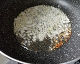 Foto del paso 3 de la receta: Camarones a la diabla en crema... y pan de ajo