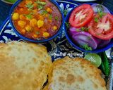 A picture of step 10 of Chole Bhature.