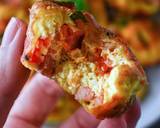 Baked Egg Cups With Smoked Bacon, Basil & Tomato