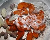 Foto langkah ke 3 dari resep Sayur Bening Bayam Wortel.