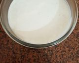 A picture of step 1 of Overnight oats.
