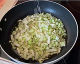Foto del paso 2 de la receta: Solomillo de cerdo en salsa de anchoas