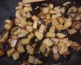 A picture of step 2 of Melanzane E Gamberi Gratinati.