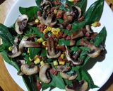 Foto del paso 5 de la receta: Ensalada de espinacas y tocino 🥗🥓