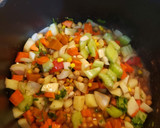 Foto del paso 2 de la receta: Cocido de pata de vaca y guatita..