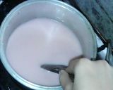 Foto langkah ke 3 dari resep Puding agar agar rasa susu strowberry.