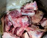 Foto langkah ke 1 dari resep Sop Iga Kacang Merah.