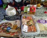 Foto del paso 1 de la receta: Piadina o tortillas mexicanas rellena de pollo y queso en sartén