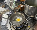 Foto del paso 4 de la receta: 506. Sopa de espinacas y almendras con gambas, manzana y huevos de codorniz (entrante)