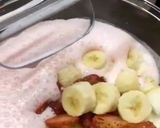 A picture of step 4 of Creamy fruit salad.