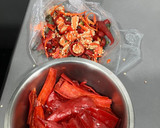Foto del paso 1 de la receta: Salsa Siracha casera