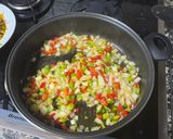 Foto del paso 3 de la receta: Fideuá de salmón
