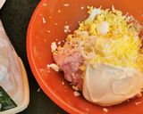 A picture of step 3 of Donosti-Style Pincho (Crab Stick and Shrimp Salad).