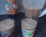 Foto del paso 2 de la receta: Licuado de banana, dulce de leche y cocoa 🍌🍫