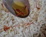 Foto del paso 3 de la receta: Arroz con azafrán y champiñones 🍚🏵️🍄