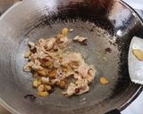 รูปขั้นตอนการทำที่ 2 ของ หมูผัดเปรี้ยวหวาน
