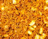 Foto del paso 5 de la receta: Fideuá de marisco con rape y calamares