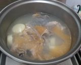 Foto langkah ke 5 dari resep Salmon Miso Soup.