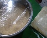 Foto langkah ke 2 dari resep Croissant tanpa corsvet.