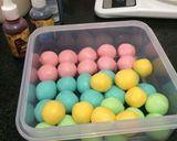 Foto langkah ke 5 dari resep Bola-bola susu.