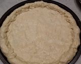 صورة لخطوة 4 من وصفة بيتزا باطراف جبنة 😍🍕