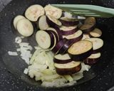 Foto langkah ke 2 dari resep Gaji Bokkeum (Tumis Terong Korea).