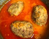 A picture of step 7 of Nargisi Kofta Curry.