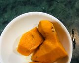A picture of step 1 of Kachi haldi doodh.