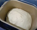Gambar langkah 1 resipi Roti Manis.
