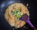 Foto langkah ke 6 dari resep 605. Cumi Goreng Saos Telur Asin.