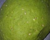 A picture of step 3 of Palak (Spinach) Puris.