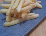 Foto langkah ke 7 dari resep French fries a.k.a kentang goreng (no letoy sampe dingin).