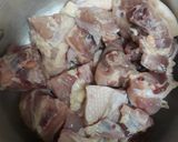 Hình bước làm 1 của món Gà kho gừng