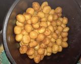 Foto langkah ke 5 dari resep Donat sate🍡.