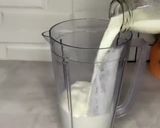 A picture of step 1 of Chocolate milkshake.