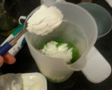 Foto del paso 3 de la receta: Crema fría de guisantes con hierbabuena