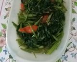 Foto langkah ke 3 dari resep Cah kangkung.