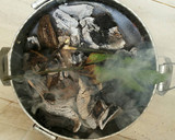 Foto del paso 11 de la receta: Hígado de cordero con crepinette a la brasa en varillas de laurel