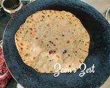 A picture of step 3 of Curry Leaves Rotis.