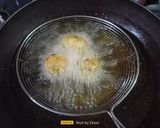 A picture of step 5 of Corn Cheese Balls.