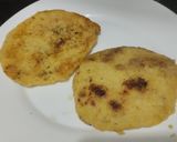 Foto del paso 1 de la receta: Arepa rellena de pescado y plátano maduro🥯🫓🥙