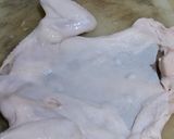 Foto langkah ke 2 dari resep Ayam Kodok Isi Telur Ayam.