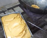 நெய் மைசூர் பாகு(ghee mysorepak recipe in tamil) ரெசிபி ஸ்டேப் 7 புகைப்படம்