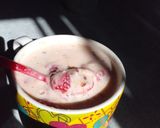 Foto del paso 4 de la receta: Kéfir de leche de zapallo y frutilla especiado para el desayuno