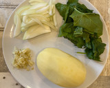 Foto del paso 1 de la receta: Crema de espinacas 🌿🍵