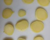A picture of step 2 of Dabda.