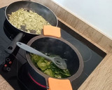 Foto del paso 2 de la receta: Pimientos de piquillo rellenos de calabacín y jamón